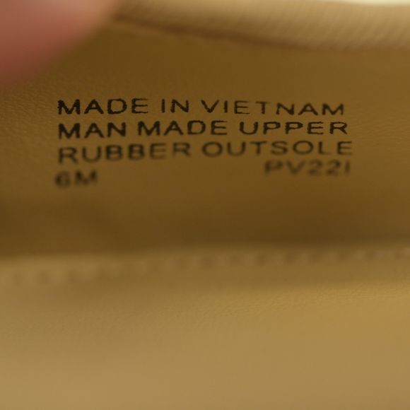 Michael Kors Ballet Flats Beige with Classy Gold Toe & Logo Women's Size 6 M - Picture 5 of 6